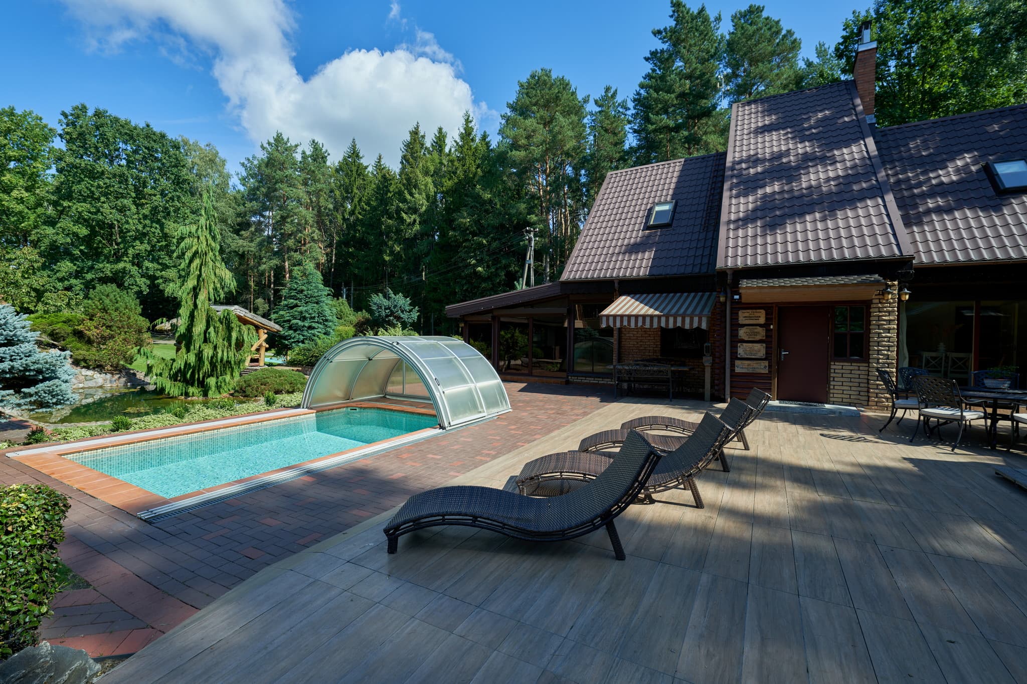 Forest vila — interjeras